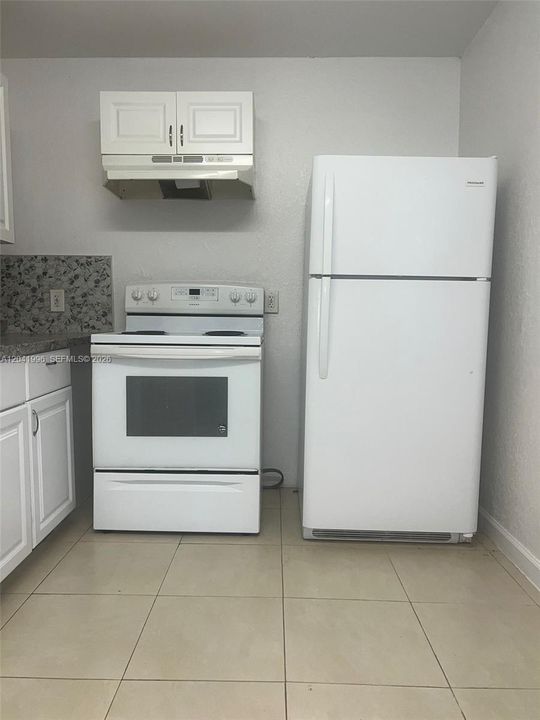 В аренду: $1,800 (2 спален, 1 ванн, 2286 Квадратных фут)