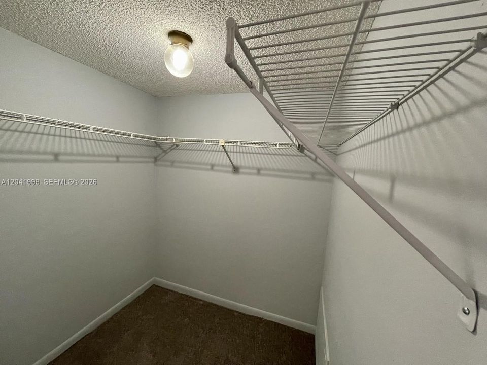 En Renta: $3,100 (3 camas, 2 baños, 1794 Pies cuadrados)