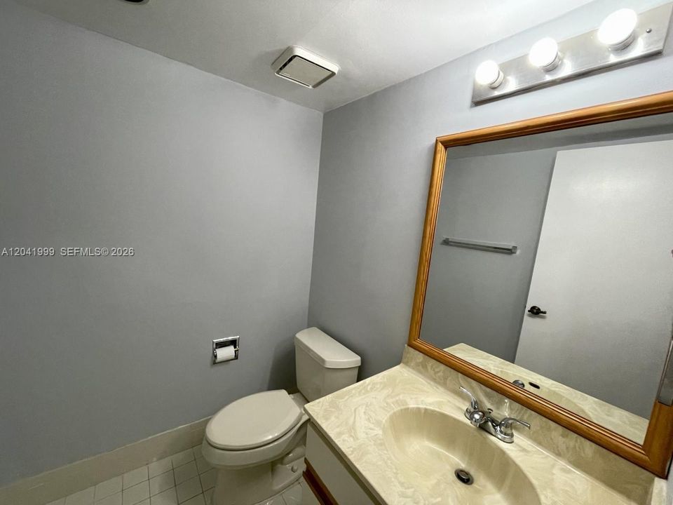 En Renta: $3,100 (3 camas, 2 baños, 1794 Pies cuadrados)