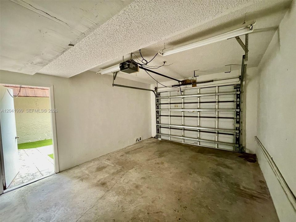 В аренду: $3,100 (3 спален, 2 ванн, 1794 Квадратных фут)