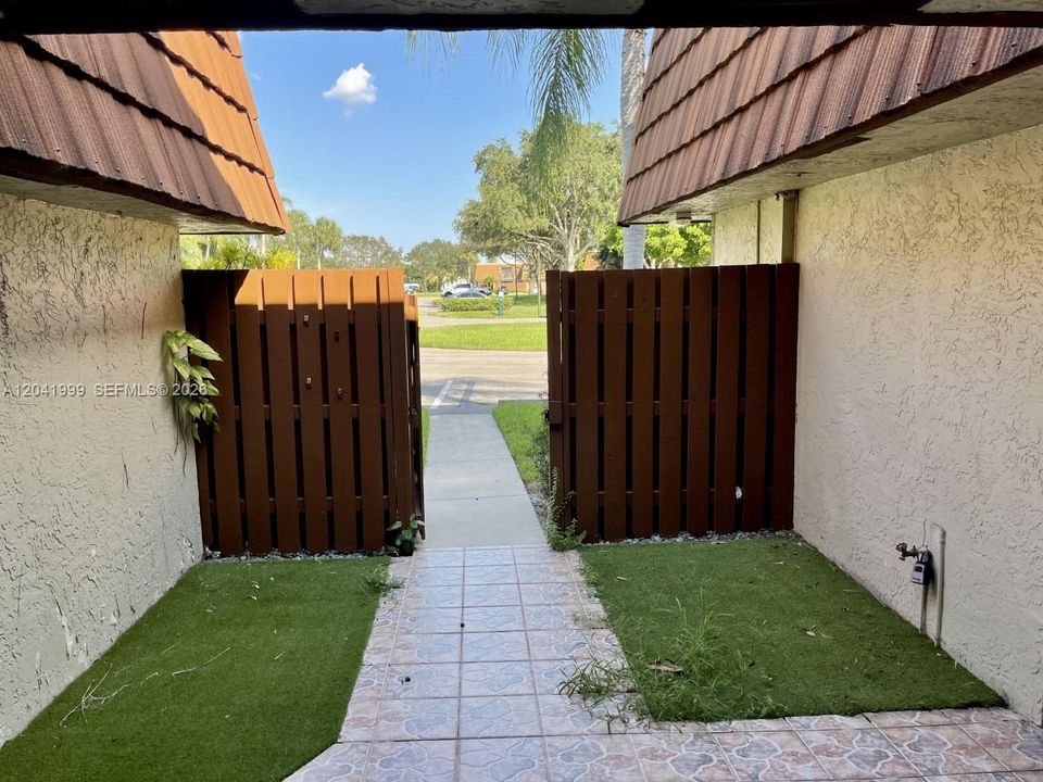 En Renta: $3,100 (3 camas, 2 baños, 1794 Pies cuadrados)