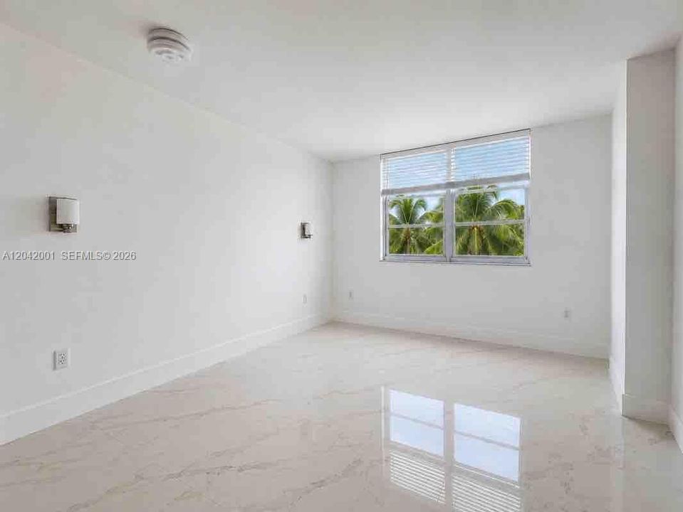 En Venta: $500,000 (2 camas, 2 baños, 1295 Pies cuadrados)