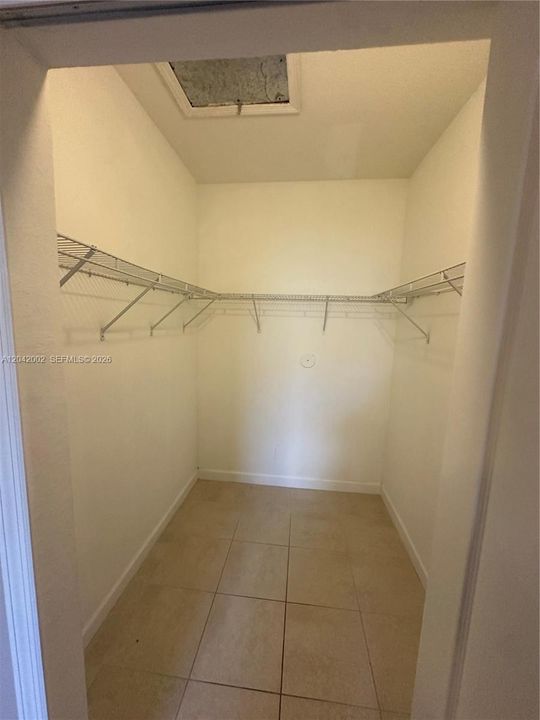 For Rent: $1,850 (3 beds, 2 baths, 1182 Square Feet)
