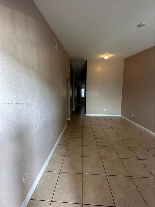For Rent: $1,850 (3 beds, 2 baths, 1182 Square Feet)