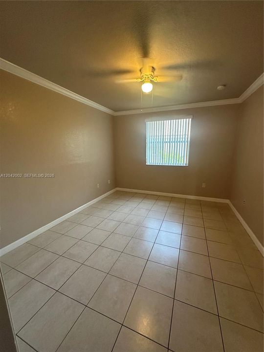 For Rent: $1,850 (3 beds, 2 baths, 1182 Square Feet)