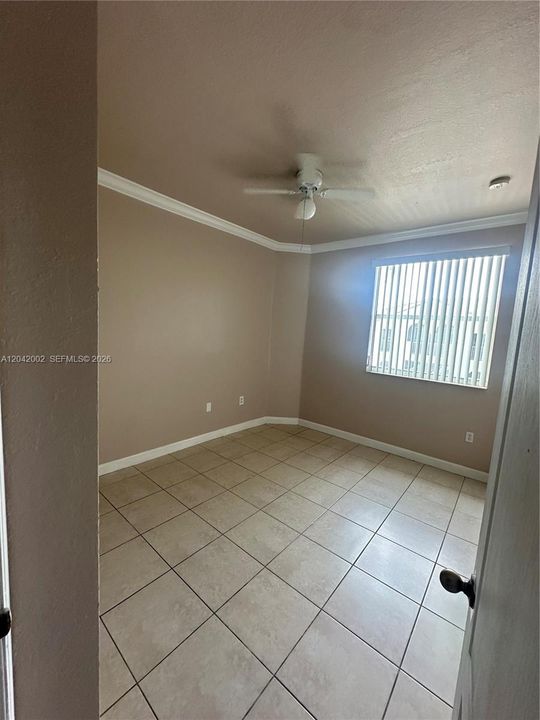 For Rent: $1,850 (3 beds, 2 baths, 1182 Square Feet)