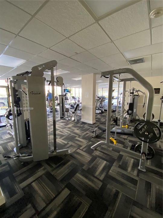 For Rent: $2,150 (2 beds, 2 baths, 1020 Square Feet)