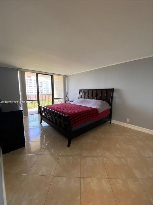 For Rent: $2,150 (2 beds, 2 baths, 1020 Square Feet)