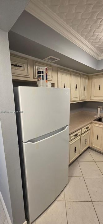 For Rent: $2,150 (2 beds, 2 baths, 1020 Square Feet)
