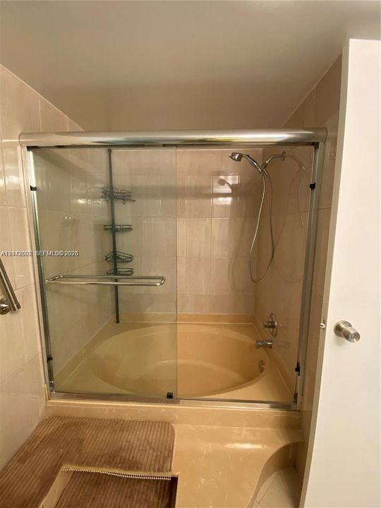 For Rent: $2,150 (2 beds, 2 baths, 1020 Square Feet)