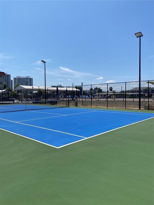 For Rent: $2,150 (2 beds, 2 baths, 1020 Square Feet)