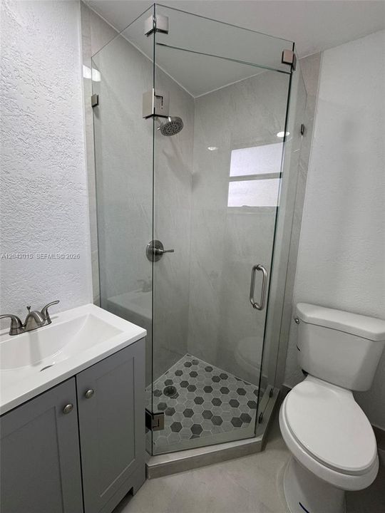 For Rent: $3,200 (3 beds, 2 baths, 1314 Square Feet)