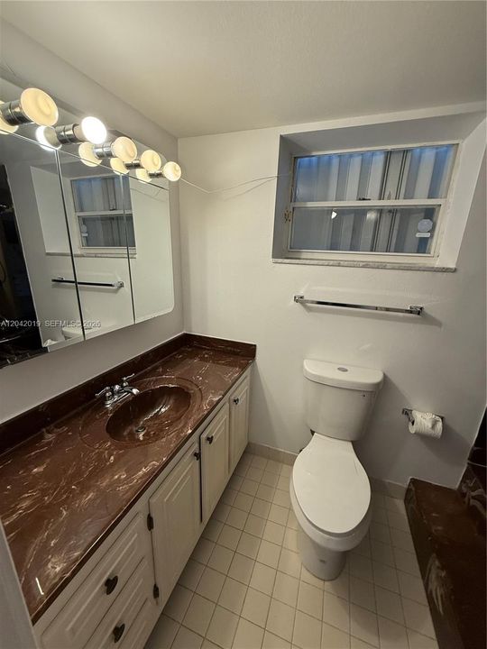 En Renta: $2,995 (2 camas, 2 baños, 1637 Pies cuadrados)