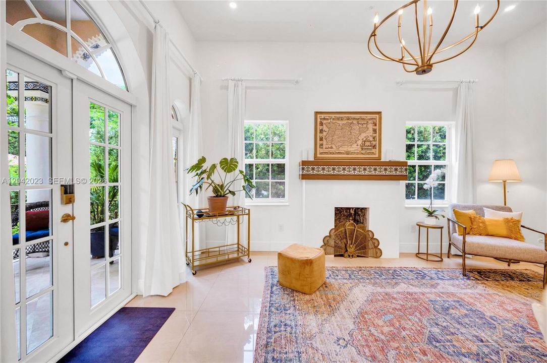 For Rent: $14,500 (5 beds, 4 baths, 3010 Square Feet)