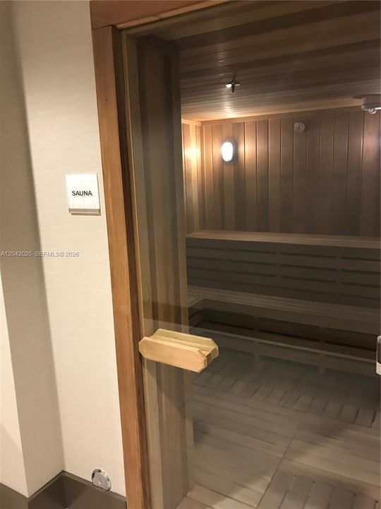В аренду: $2,600 (1 спален, 1 ванн, 688 Квадратных фут)