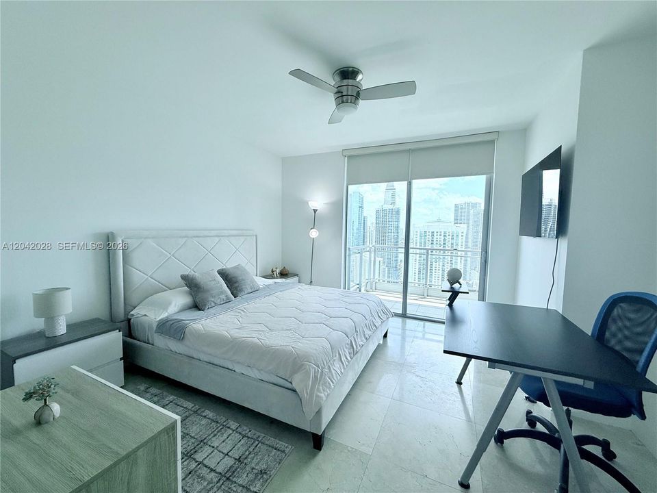 В аренду: $4,400 (2 спален, 2 ванн, 1118 Квадратных фут)