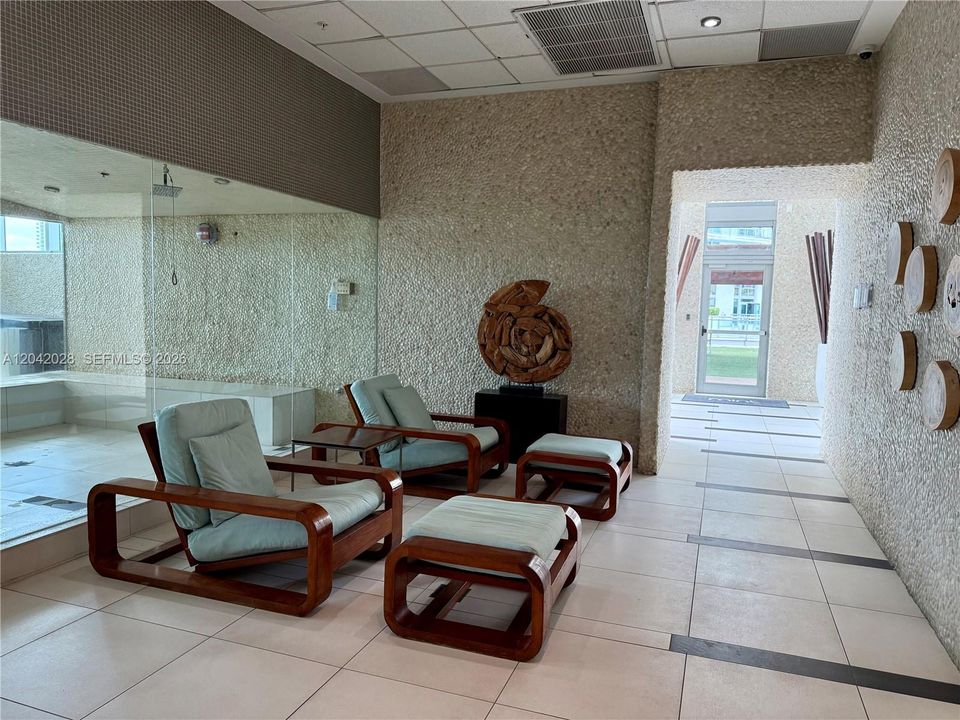 В аренду: $4,400 (2 спален, 2 ванн, 1118 Квадратных фут)