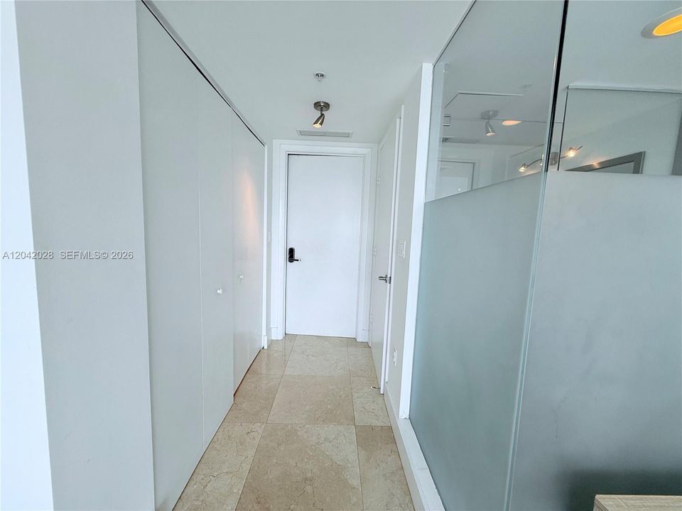 В аренду: $4,400 (2 спален, 2 ванн, 1118 Квадратных фут)