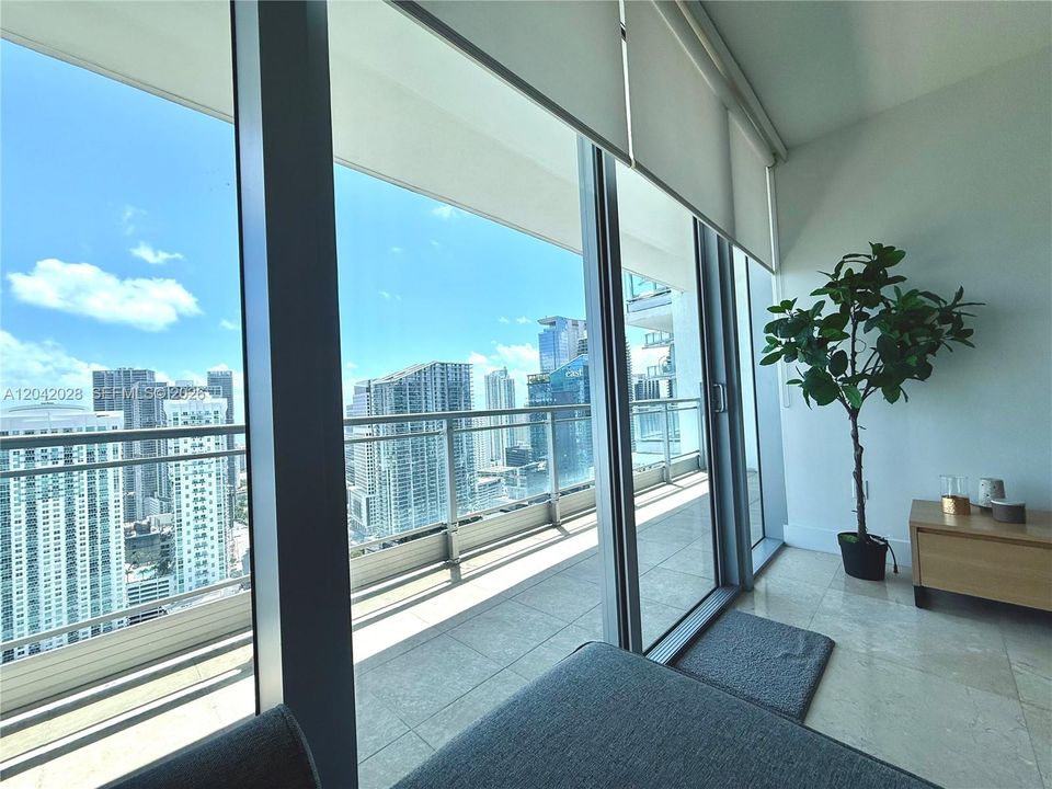 В аренду: $4,400 (2 спален, 2 ванн, 1118 Квадратных фут)
