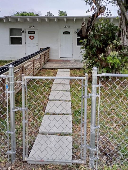 Entrance to the property