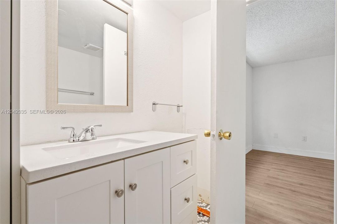 En Venta: $199,000 (2 camas, 2 baños, 944 Pies cuadrados)