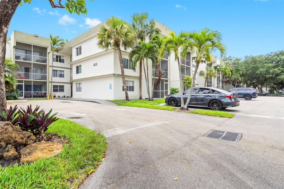 En Venta: $199,000 (2 camas, 2 baños, 944 Pies cuadrados)