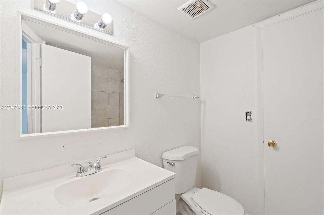 En Venta: $199,000 (2 camas, 2 baños, 944 Pies cuadrados)