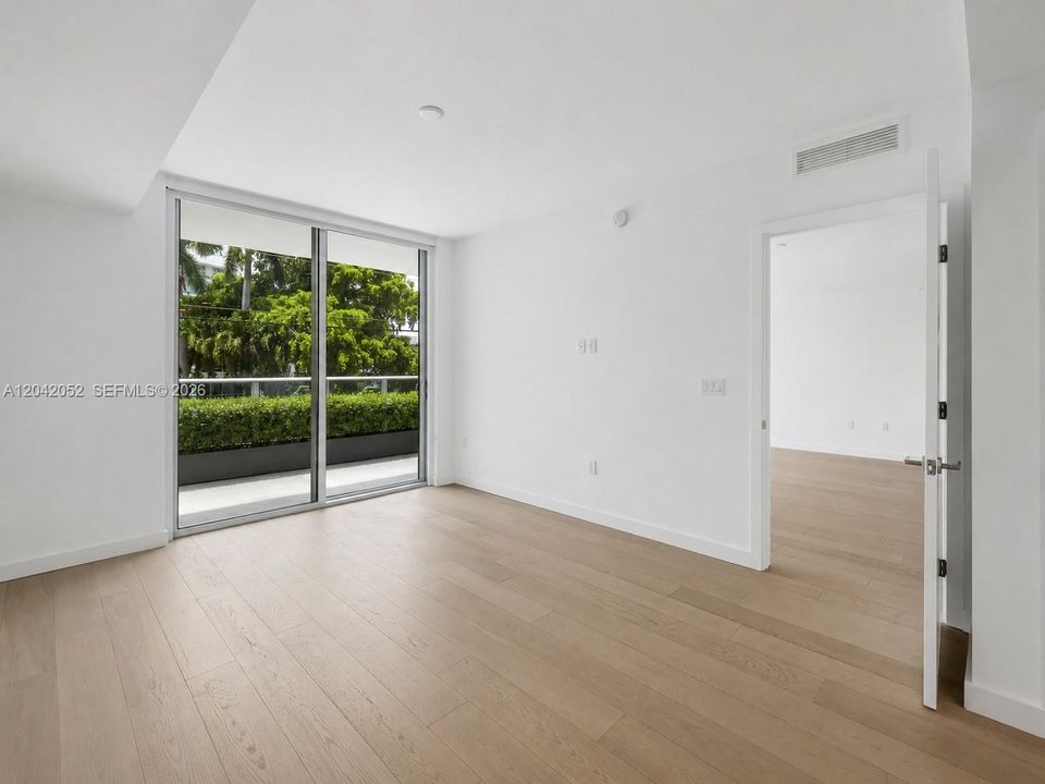 For Rent: $5,250 (1 beds, 2 baths, 1125 Square Feet)