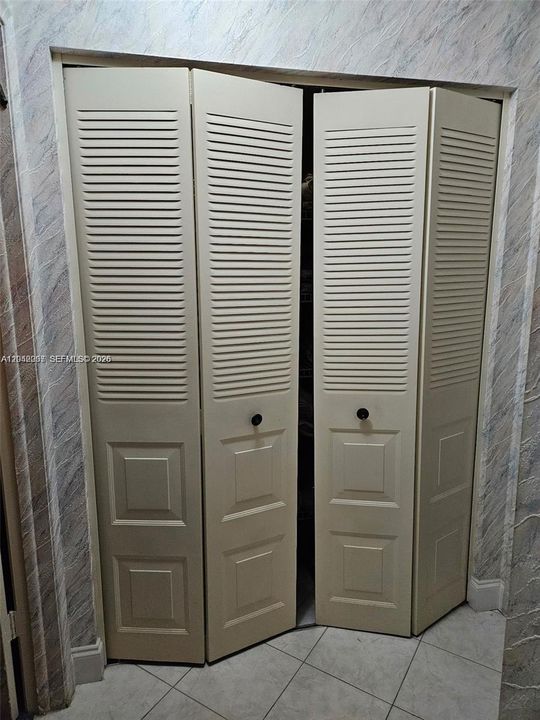 На продажу: $439,000 (2 спален, 2 ванн, 1697 Квадратных фут)