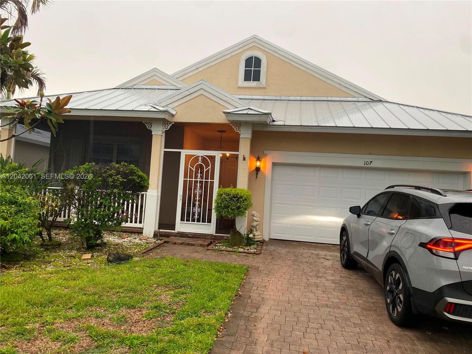 En Venta: $398,000 (3 camas, 2 baños, 2090 Pies cuadrados)
