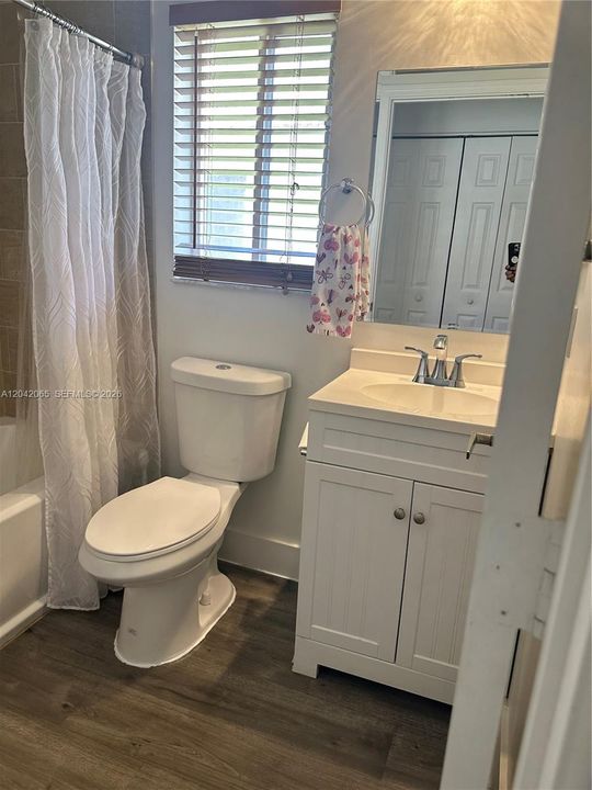 2nd Bathroom