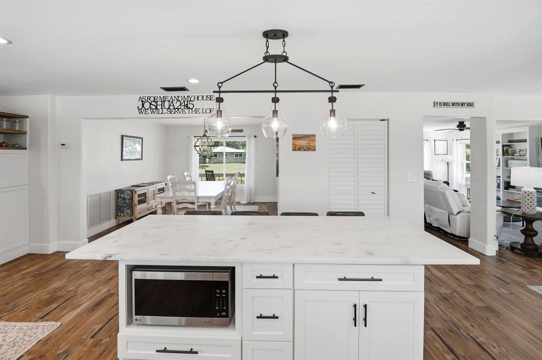37-web-or-mls-1401-mallard-ct