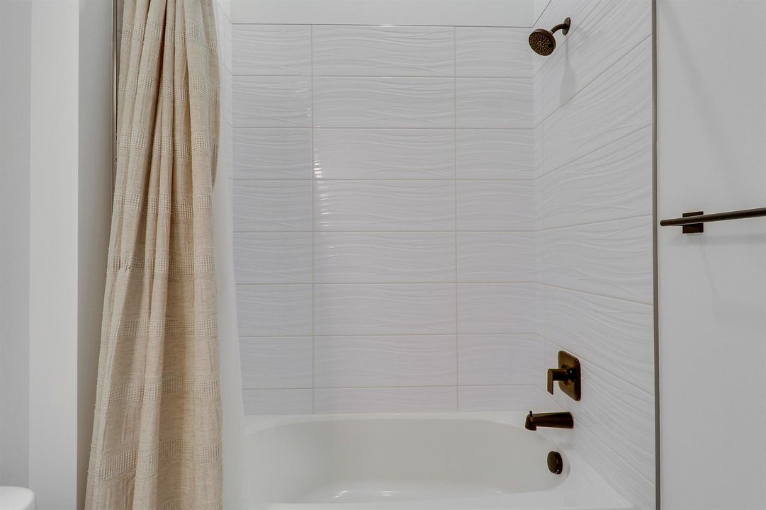 Ensuite Bathroom Tiles