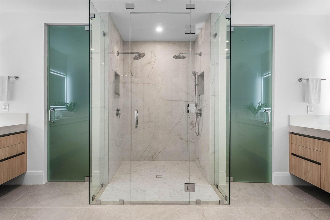 032-87IsleofVeniceDrive-FortLauderdale-F