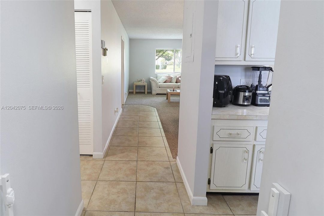 En Venta: $280,000 (2 camas, 2 baños, 1373 Pies cuadrados)