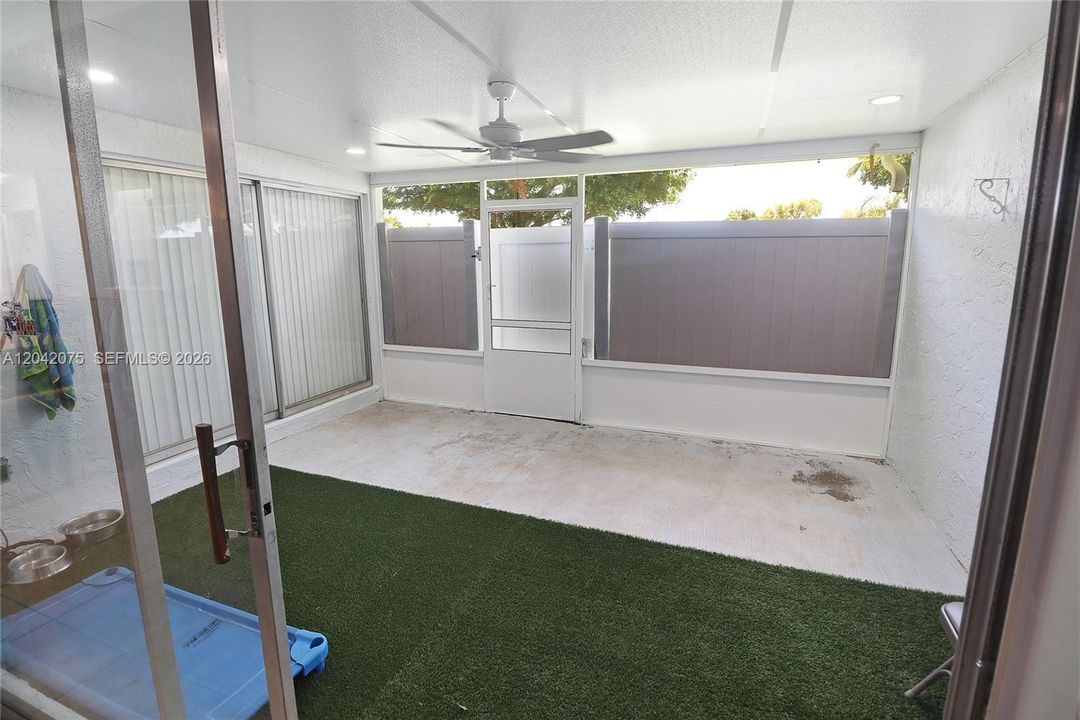 En Venta: $280,000 (2 camas, 2 baños, 1373 Pies cuadrados)