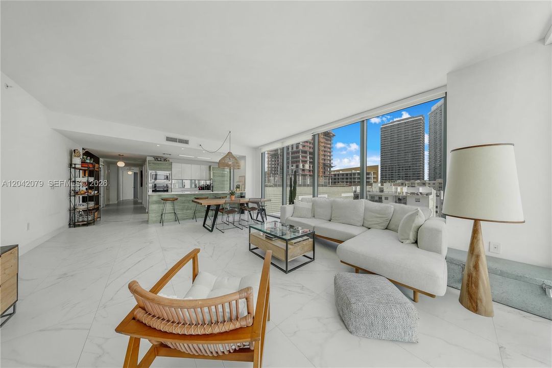 En Venta: $950,000 (2 camas, 2 baños, 1311 Pies cuadrados)