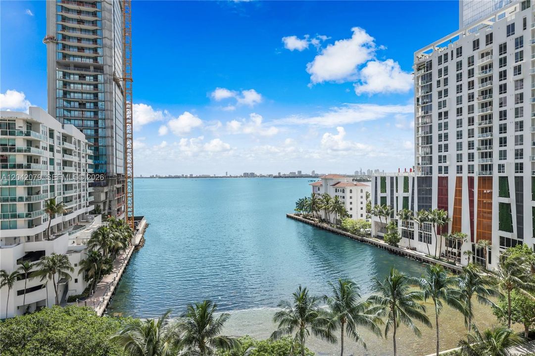 En Venta: $950,000 (2 camas, 2 baños, 1311 Pies cuadrados)
