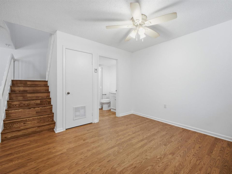 Dining_to_Half_Bath_Stairs