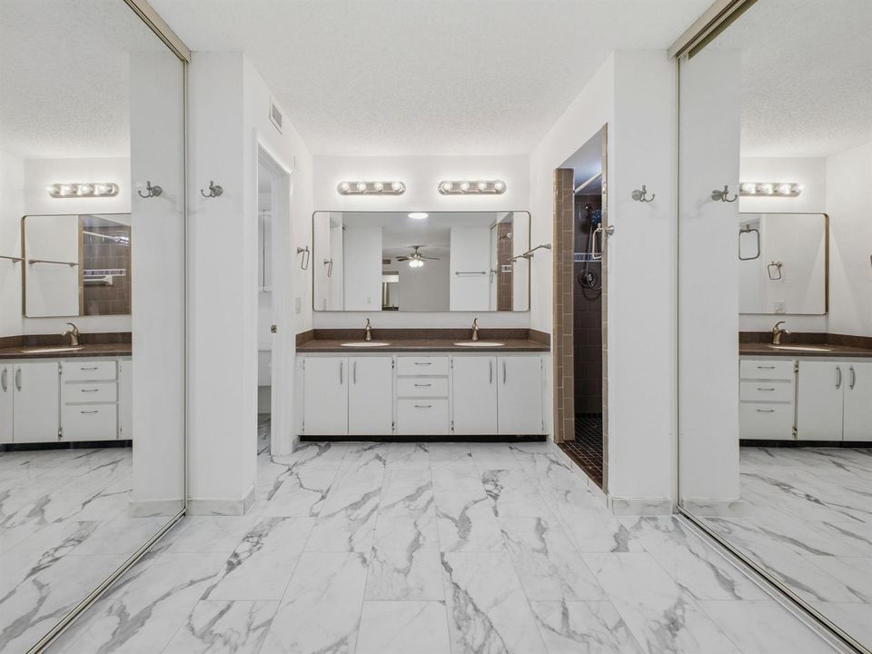 Primary_Bathroom_1
