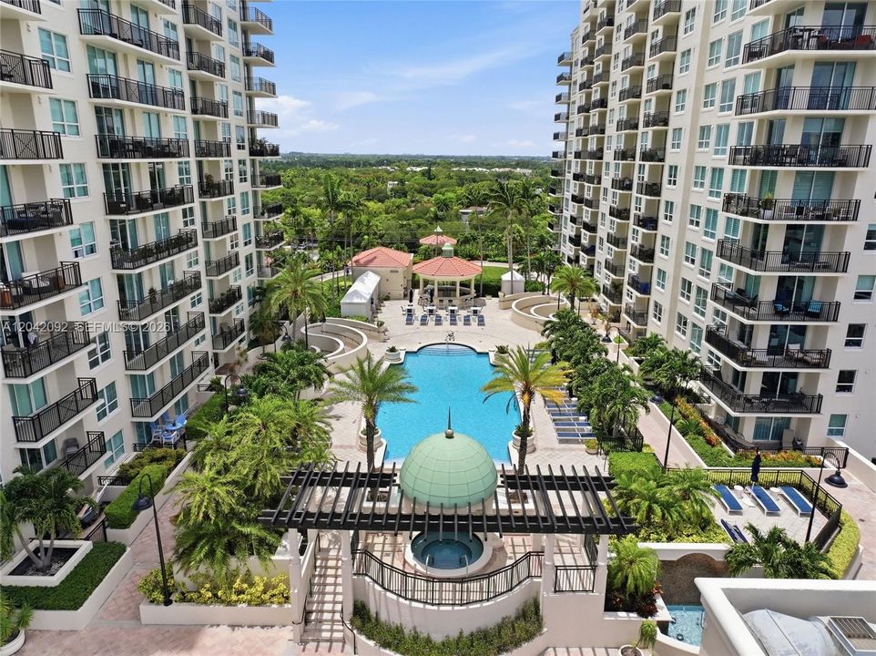 For Sale: $899,000 (3 beds, 2 baths, 1811 Square Feet)