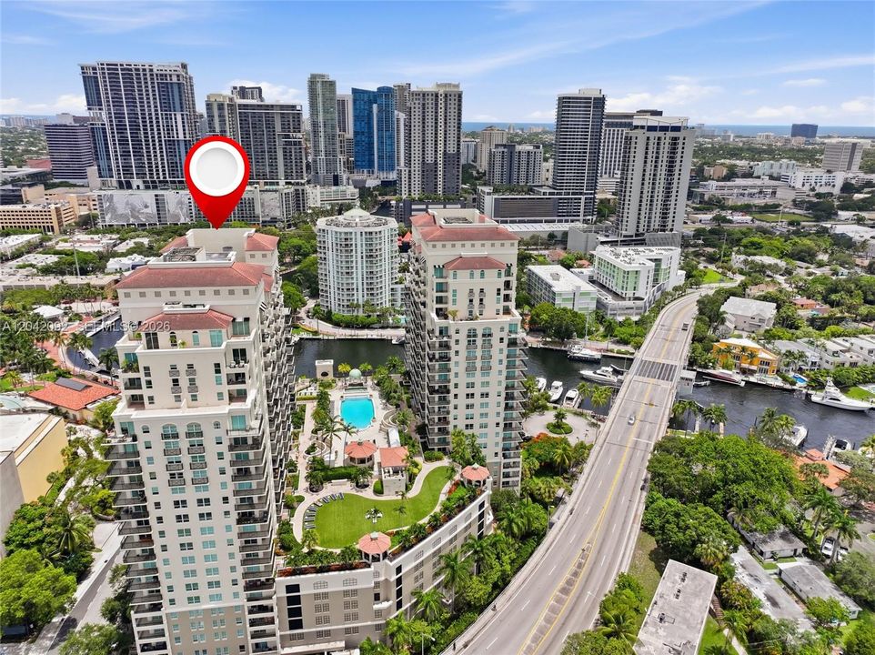For Sale: $899,000 (3 beds, 2 baths, 1811 Square Feet)