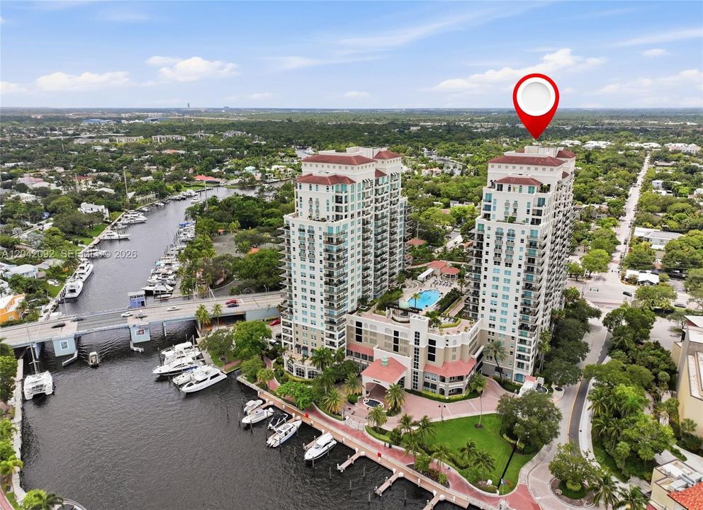 For Sale: $899,000 (3 beds, 2 baths, 1811 Square Feet)