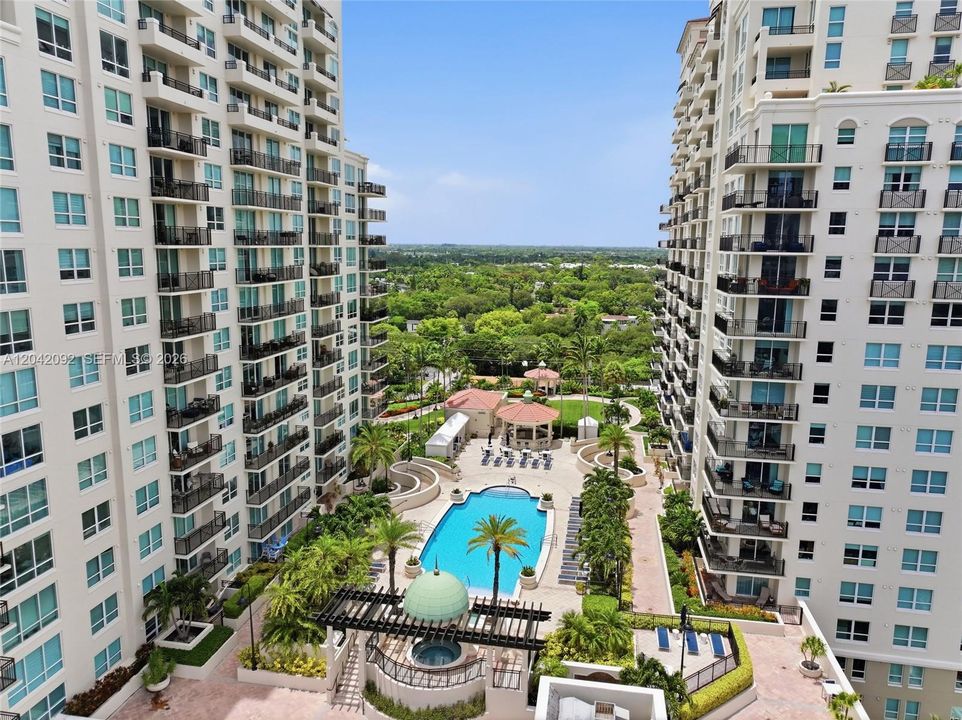 For Sale: $899,000 (3 beds, 2 baths, 1811 Square Feet)