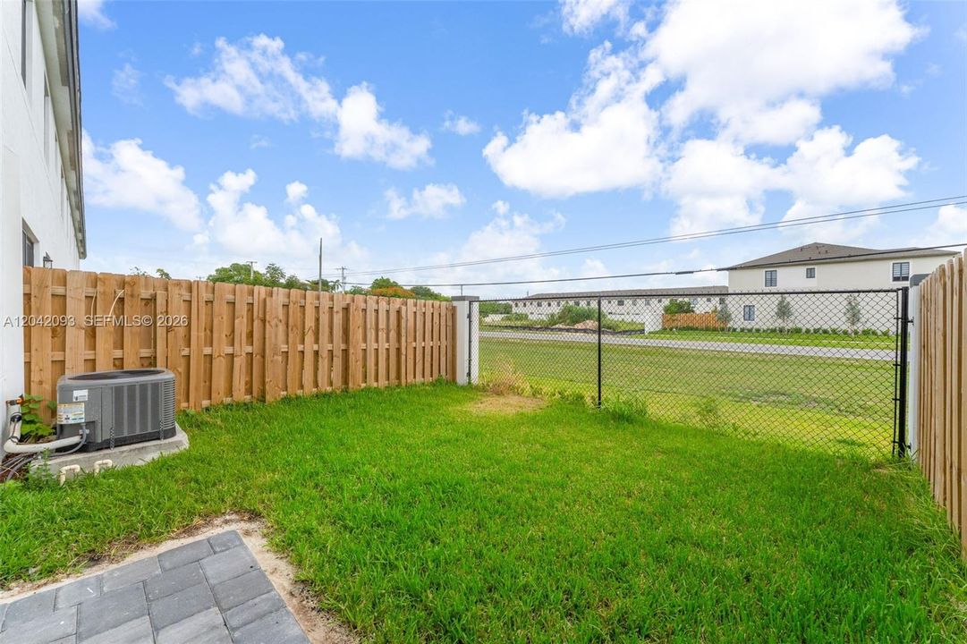 En Venta: $412,990 (3 camas, 2 baños, 1458 Pies cuadrados)