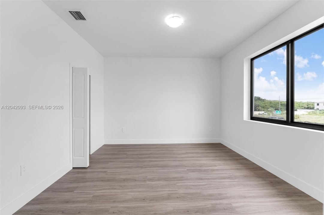 En Venta: $412,990 (3 camas, 2 baños, 1458 Pies cuadrados)