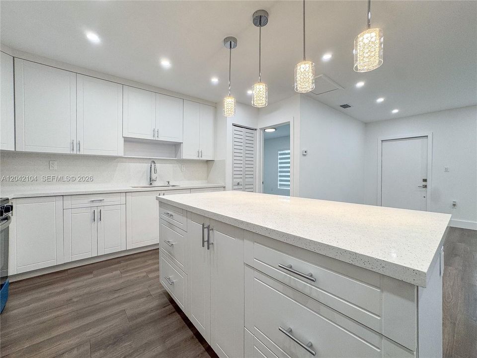 For Sale: $589,000 (4 beds, 3 baths, 1591 Square Feet)