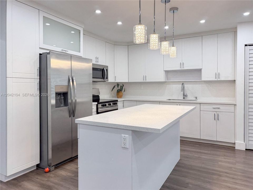 For Sale: $589,000 (4 beds, 3 baths, 1591 Square Feet)