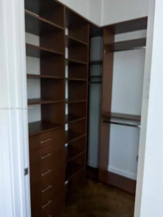 For Rent: $2,650 (2 beds, 2 baths, 1234 Square Feet)