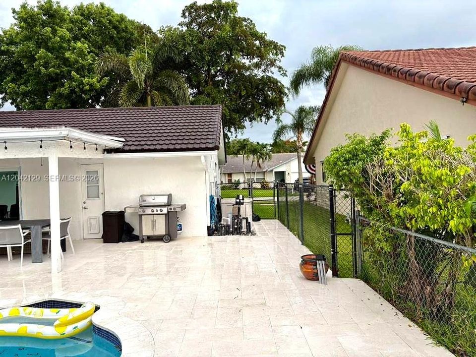 En Renta: $4,500 (4 camas, 2 baños, 1818 Pies cuadrados)